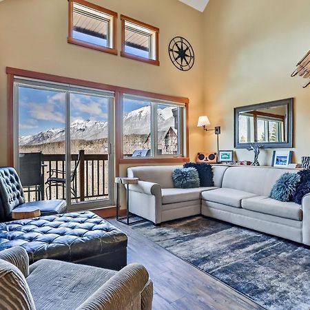 Spectacular Mountain View Corner Unit Pool Hot Tub Park Pass Apartment Canmore Bagian luar foto