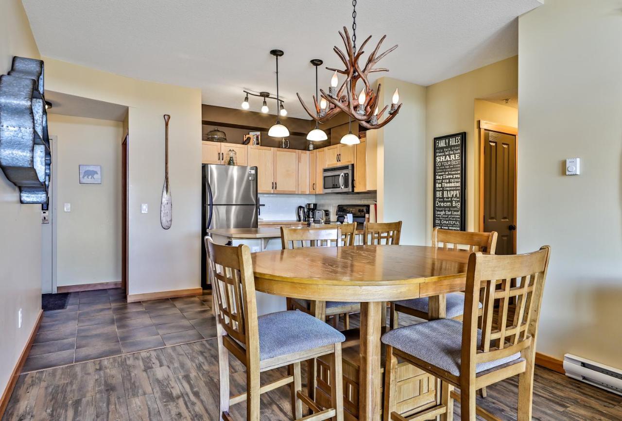 Spectacular Mountain View Corner Unit Pool Hot Tub Park Pass Apartment Canmore Bagian luar foto
