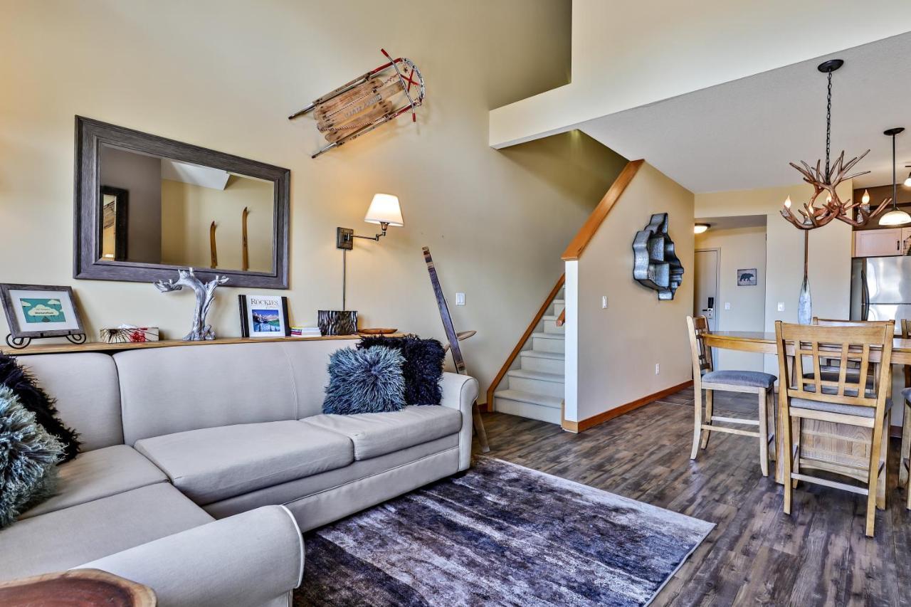 Spectacular Mountain View Corner Unit Pool Hot Tub Park Pass Apartment Canmore Bagian luar foto
