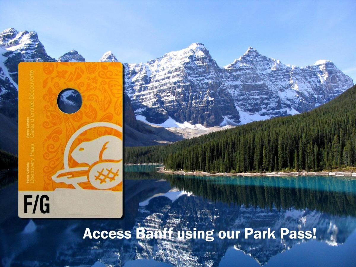 Spectacular Mountain View Corner Unit Pool Hot Tub Park Pass Apartment Canmore Bagian luar foto